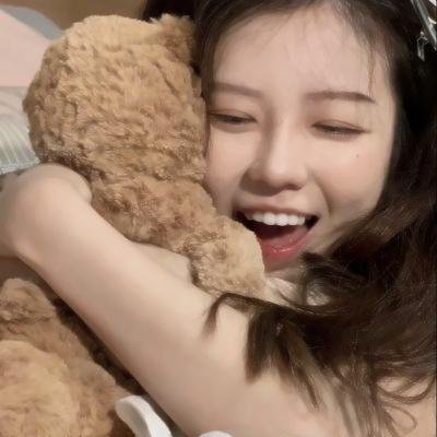 年轻母亲之家 封面